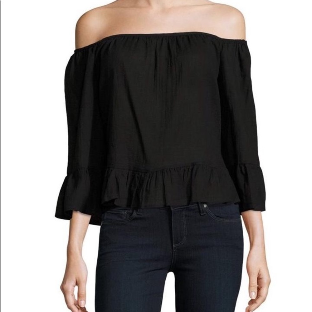 BRAND NEW WITH TAGS 🖤 BCBGMaxazria Off-Shoulder Lightweight Blouse